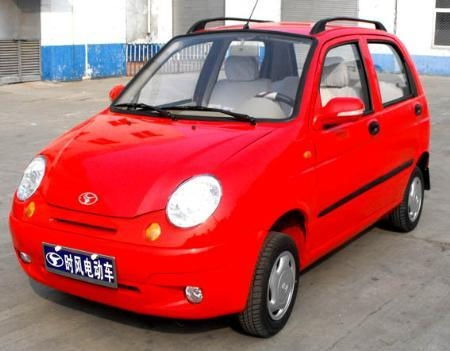 時(shí)風(fēng)電動(dòng)汽車 綠色出行新選擇